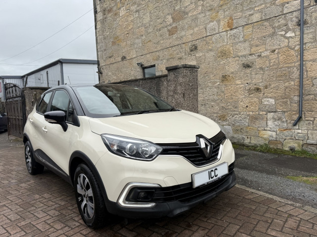 RENAULT CAPTUR