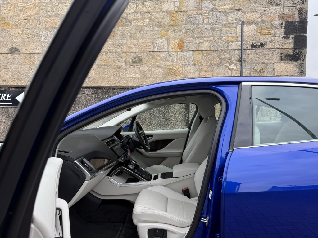 JAGUAR I-Pace
