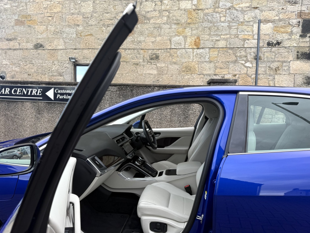 JAGUAR I-Pace