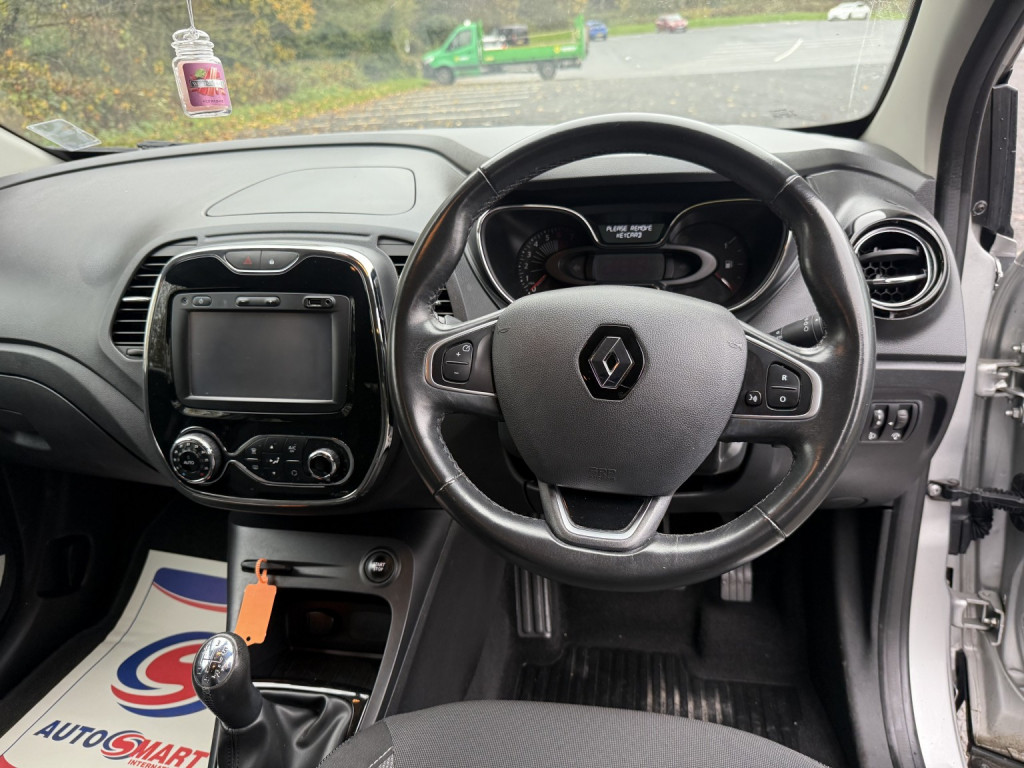 RENAULT CAPTUR