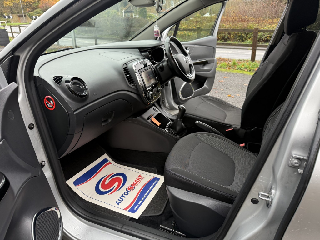 RENAULT CAPTUR