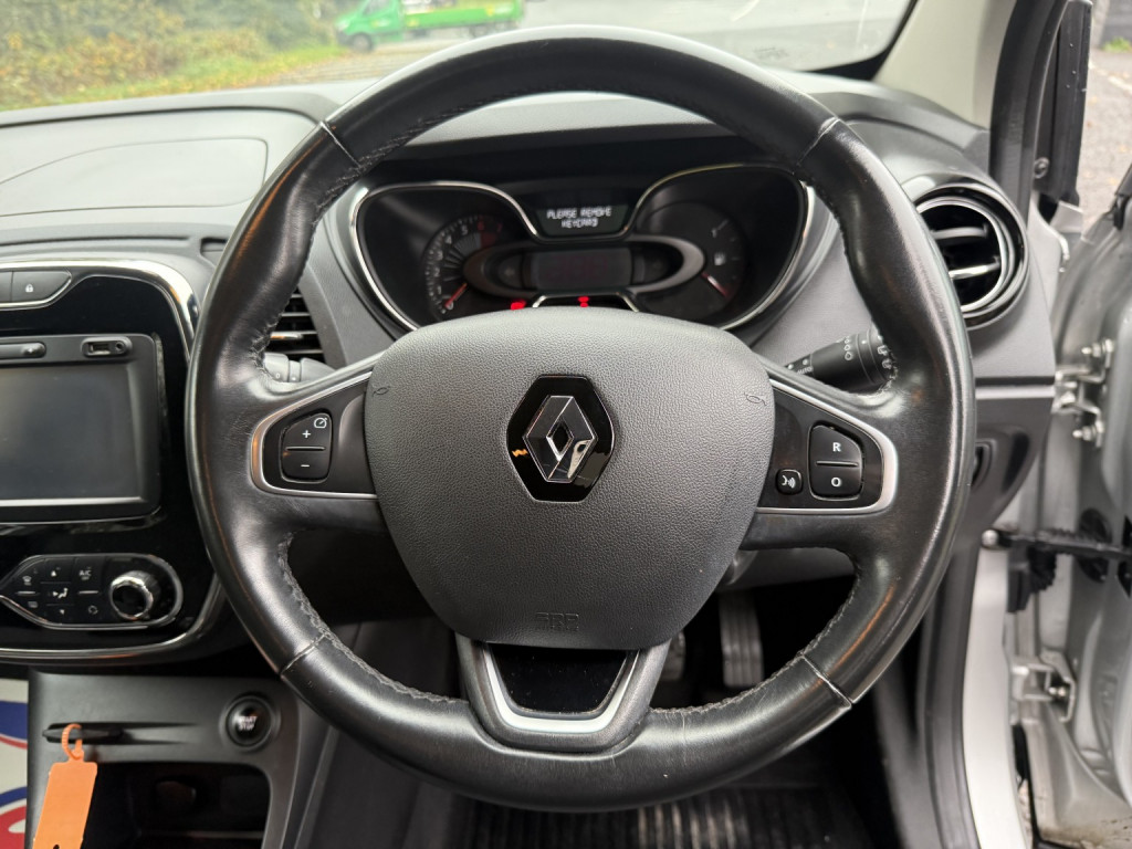 RENAULT CAPTUR