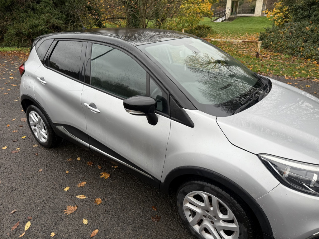RENAULT CAPTUR