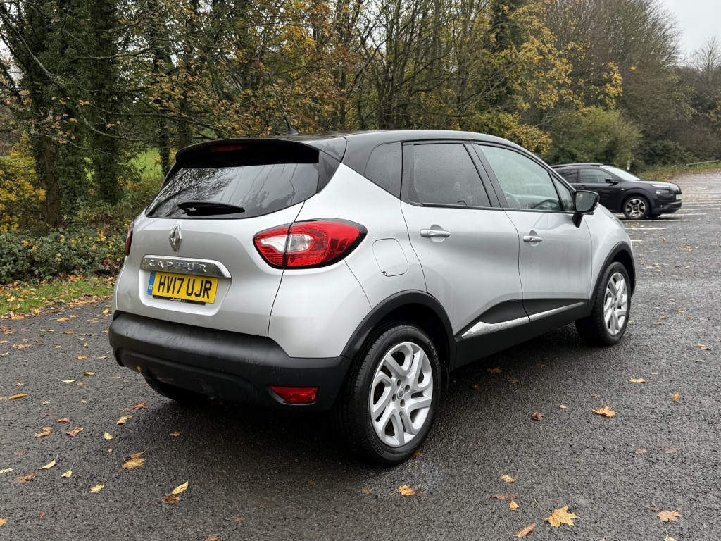 RENAULT CAPTUR