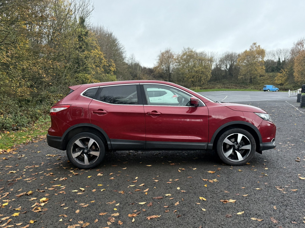 NISSAN QASHQAI