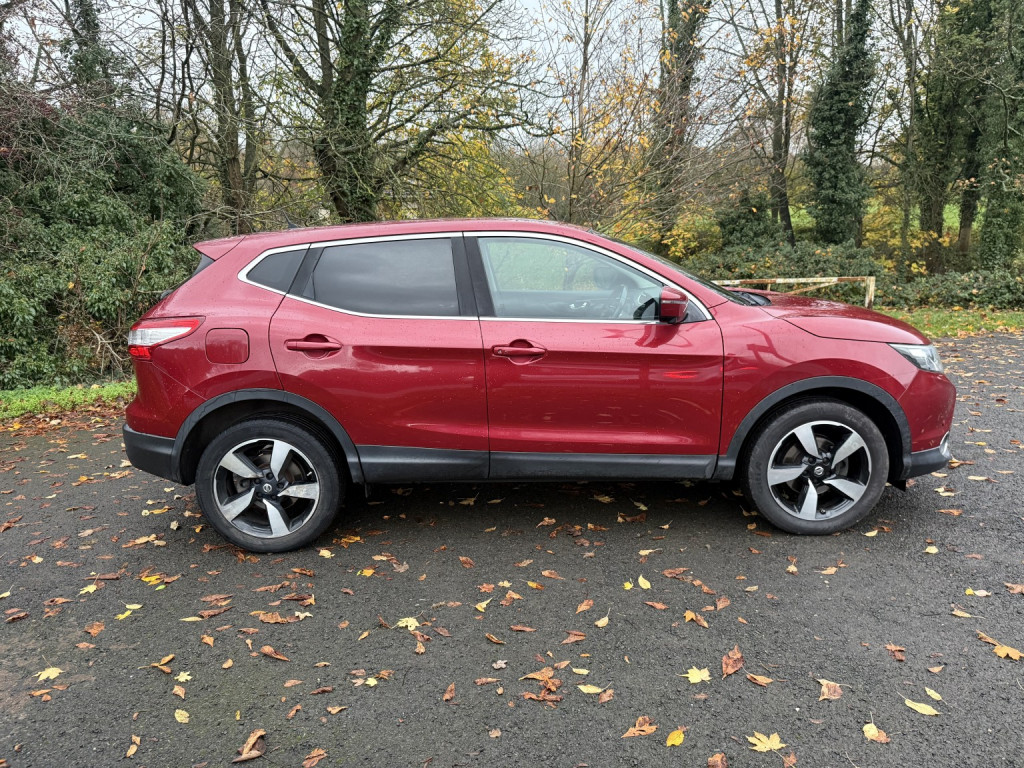 NISSAN QASHQAI