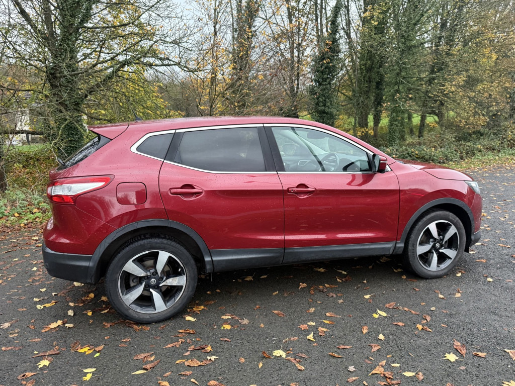NISSAN QASHQAI