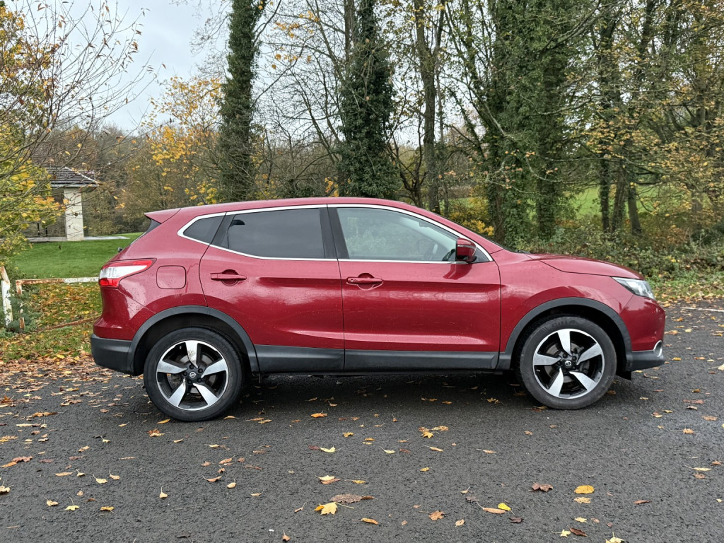 NISSAN QASHQAI