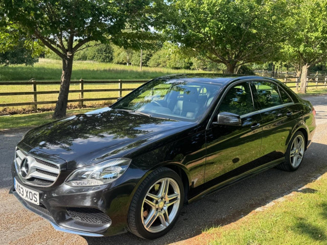 MERCEDES-BENZ E CLASS