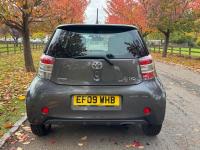 TOYOTA IQ