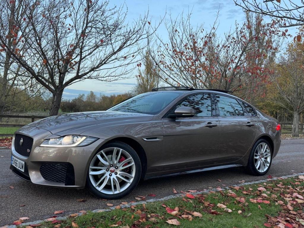 JAGUAR XF