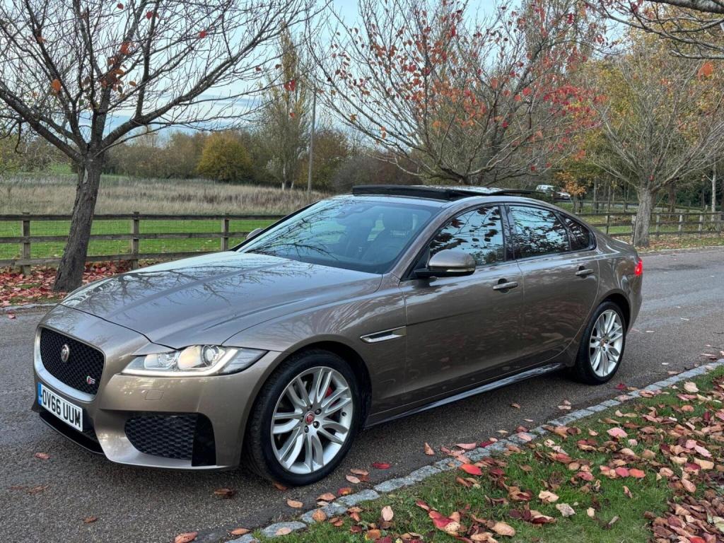 JAGUAR XF
