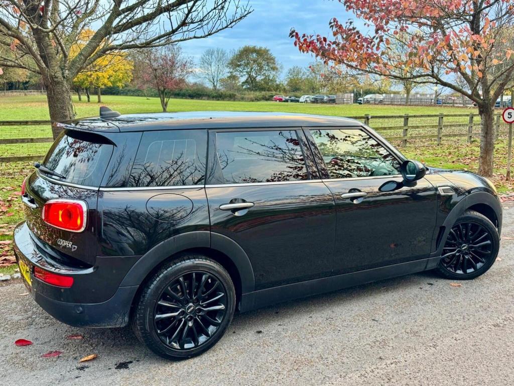MINI CLUBMAN