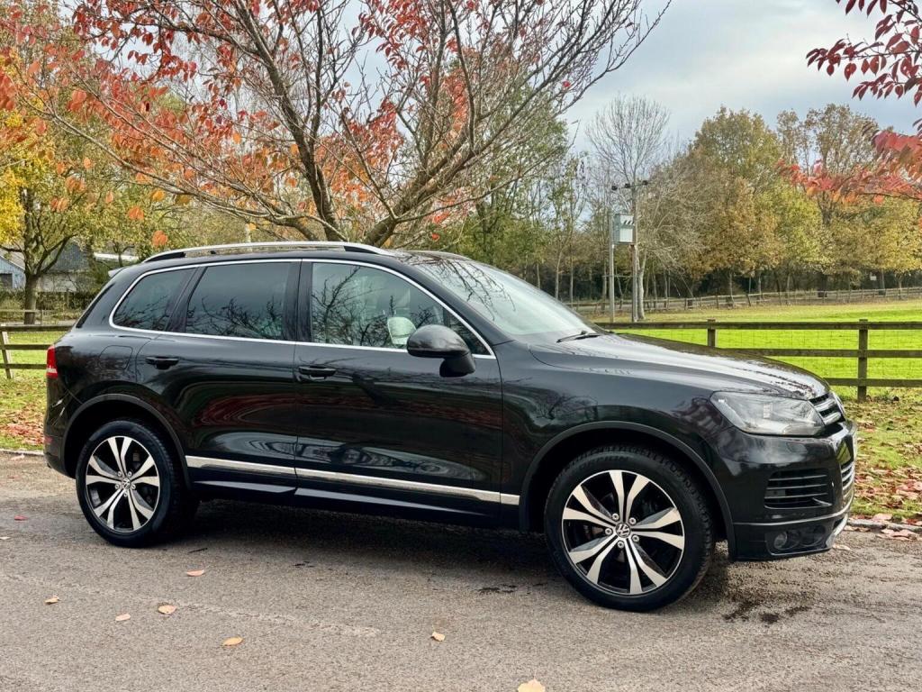 VOLKSWAGEN TOUAREG
