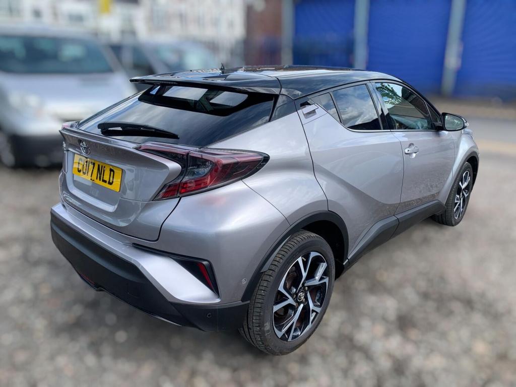 TOYOTA C-HR