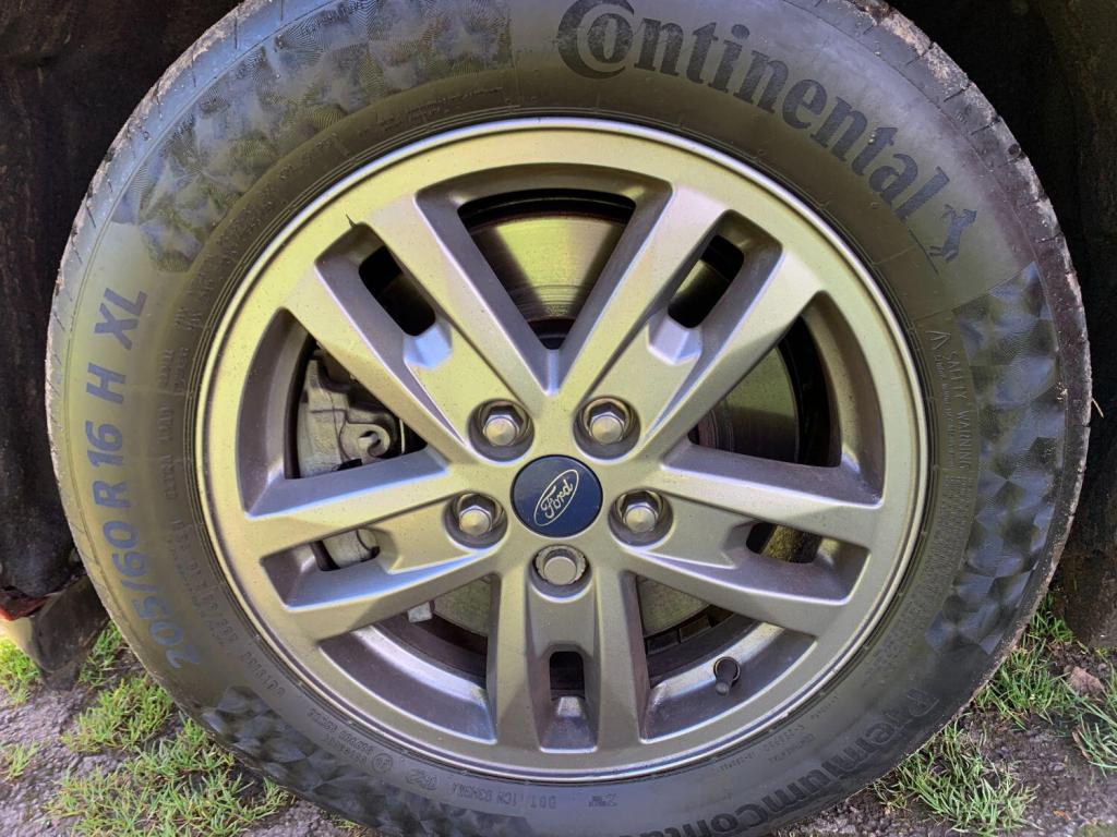 FORD GRAND TOURNEO CONNECT