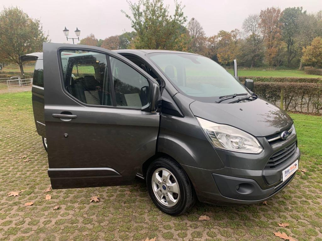 FORD TOURNEO