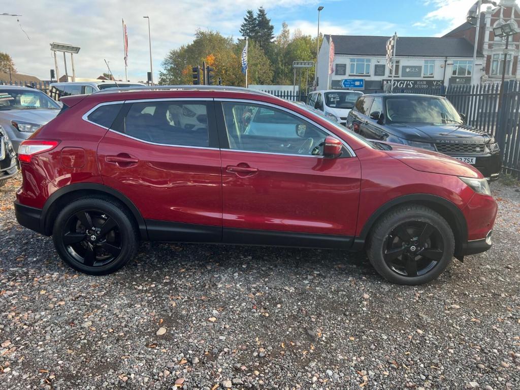 NISSAN QASHQAI