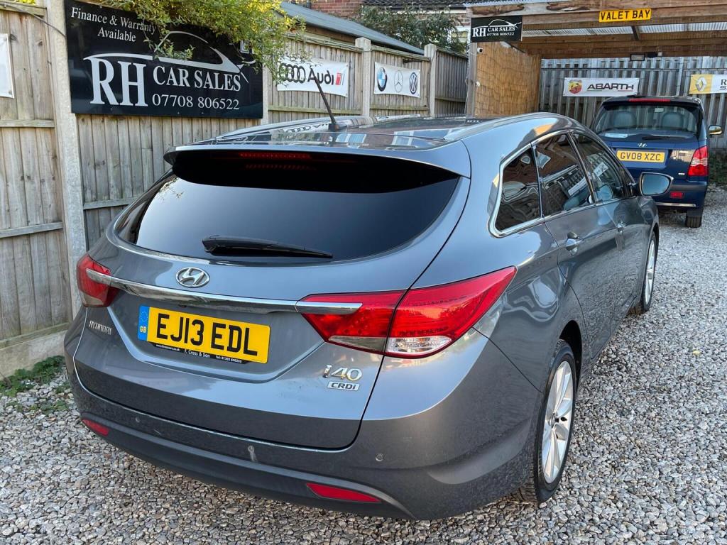 HYUNDAI I40