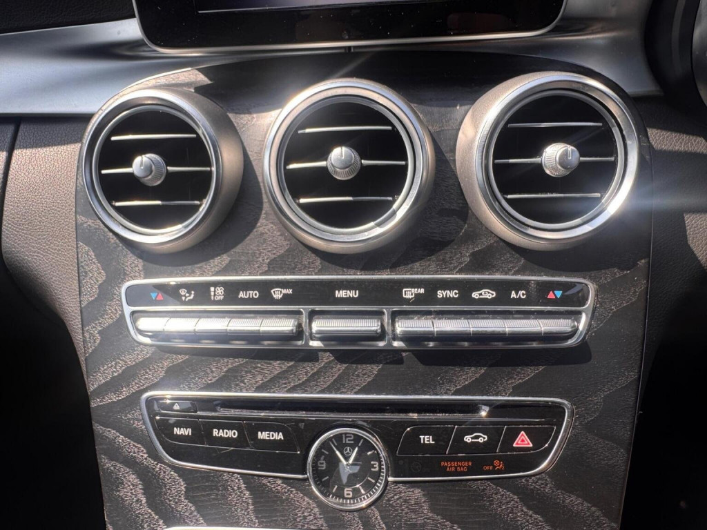 MERCEDES-BENZ C CLASS