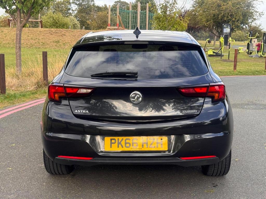 VAUXHALL ASTRA