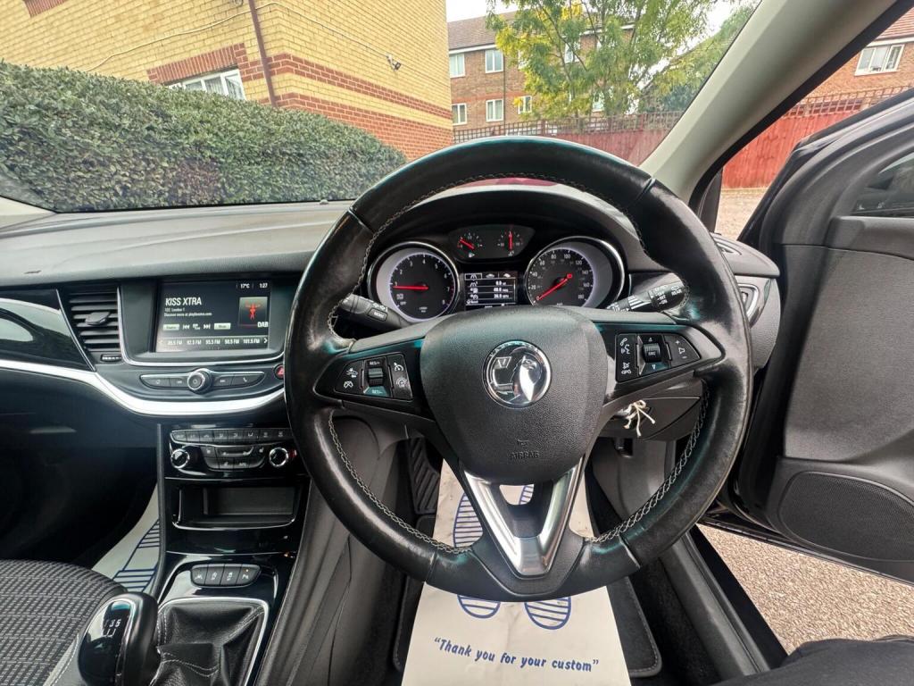 VAUXHALL ASTRA
