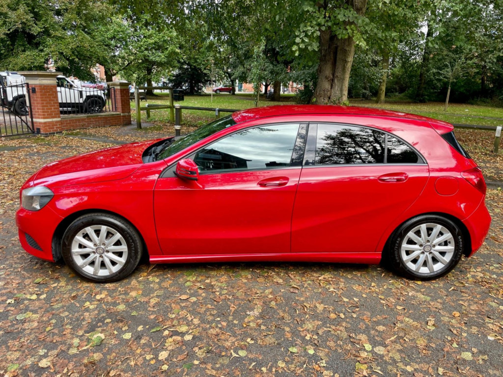 MERCEDES-BENZ A CLASS 1.5 A180 CDI SE Euro 5 (s/s) 5dr