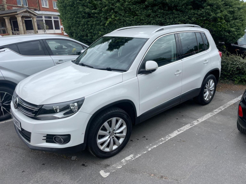 VOLKSWAGEN TIGUAN 2.0 TDI BlueMotion Tech Match DSG 4WD Euro 5 (s/s) 5dr