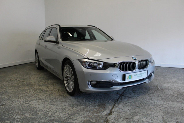 BMW 3 SERIES 2.0 320d Luxury Touring Auto Euro 5 (s/s) 5dr (2013/13)
