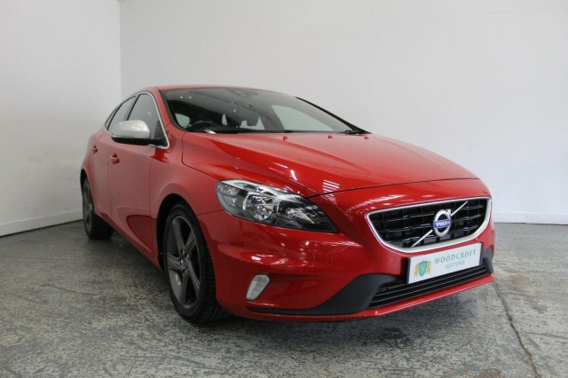 VOLVO V40 2.0 D2 R-Design Euro 6 (s/s) 5dr (2015/16)