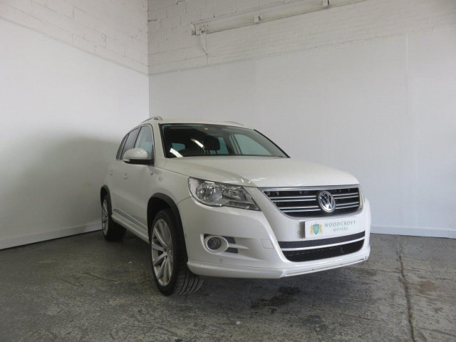 VOLKSWAGEN TIGUAN 2.0 TDI R-Line 4WD Euro 5 5dr (2010/10)