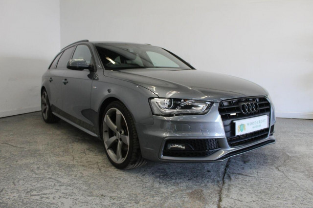 AUDI A4 AVANT 2.0 TDI Black Edition quattro Euro 5 (s/s) 5dr (2015/64)