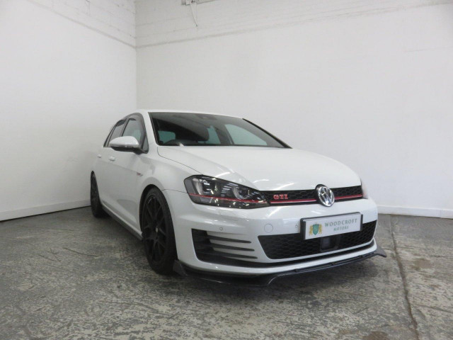 VOLKSWAGEN GOLF 2.0 Golf TSI BlueMotion Tech GTI (2016/68)