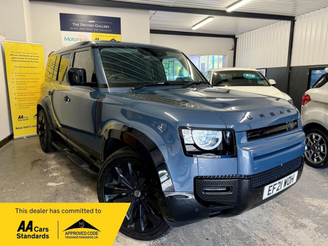 LAND ROVER DEFENDER 110