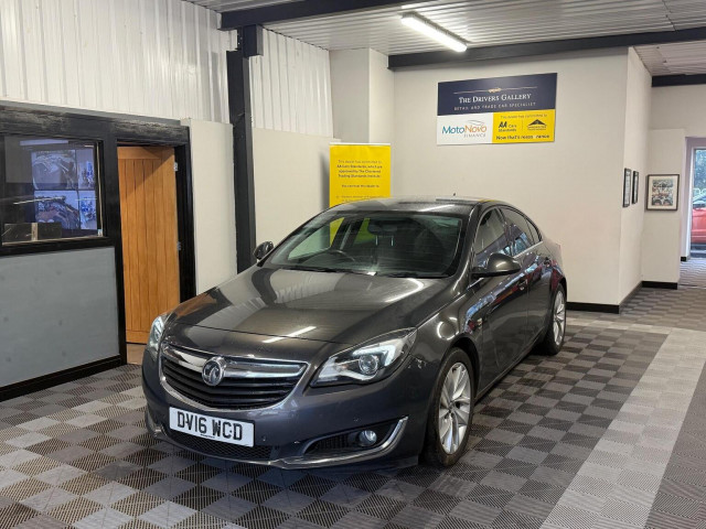 VAUXHALL INSIGNIA