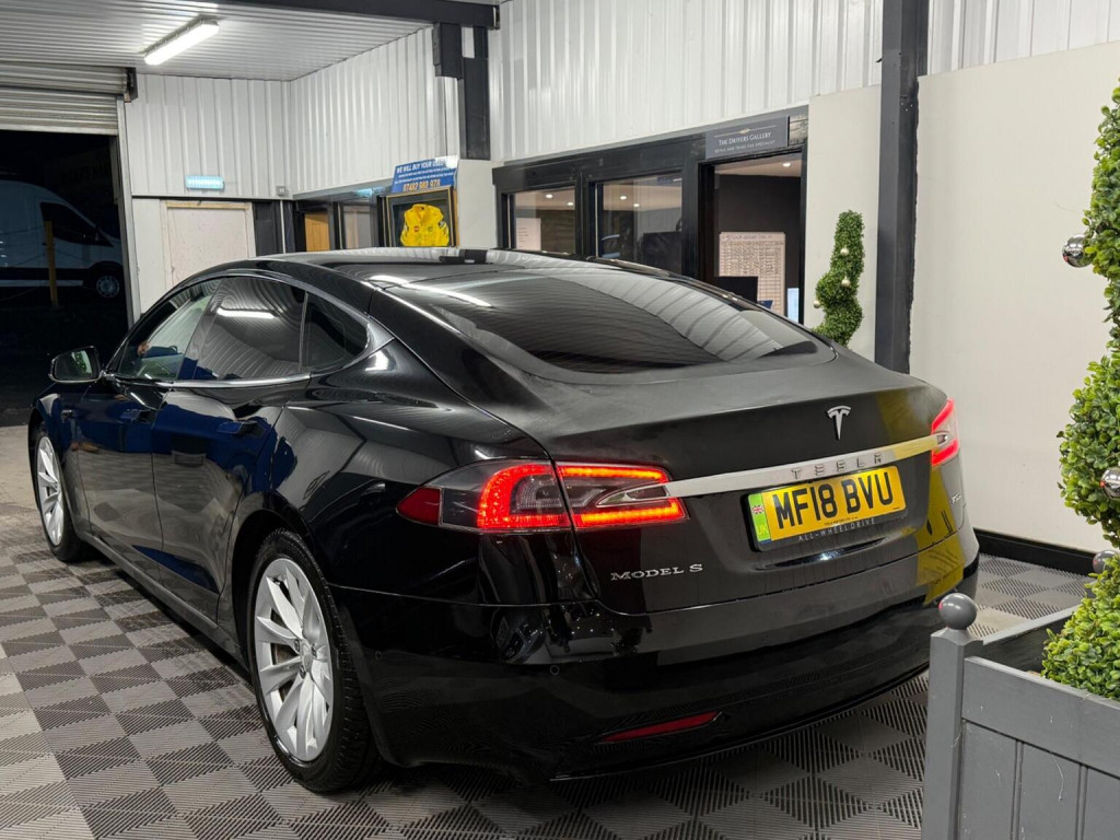 TESLA MODEL S