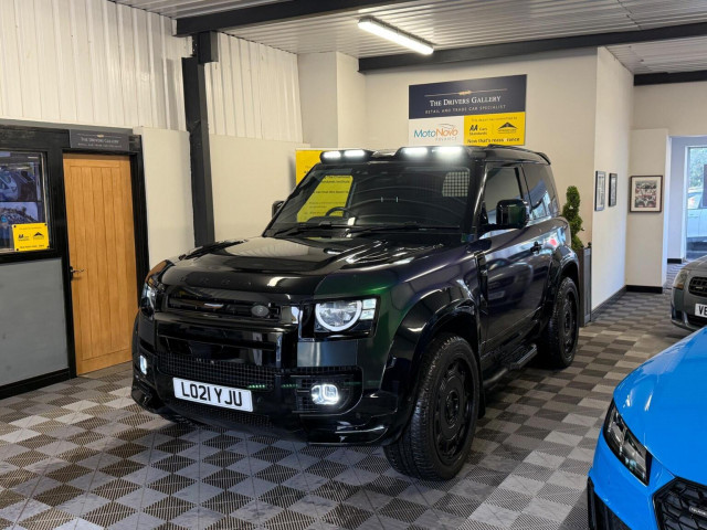 LAND ROVER DEFENDER 90