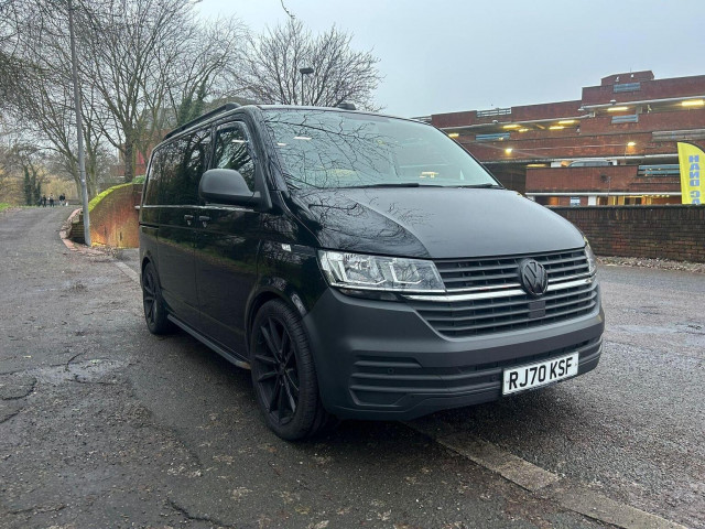 VOLKSWAGEN TRANSPORTER SHUTTLE