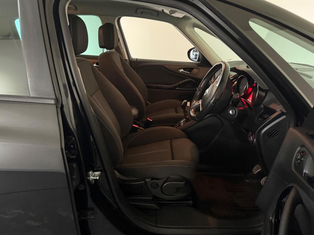 VAUXHALL ZAFIRA TOURER