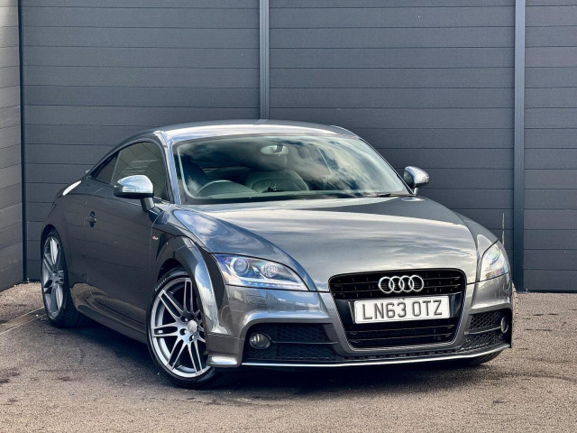 AUDI TT