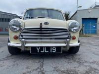 AUSTIN MINI