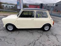 AUSTIN MINI