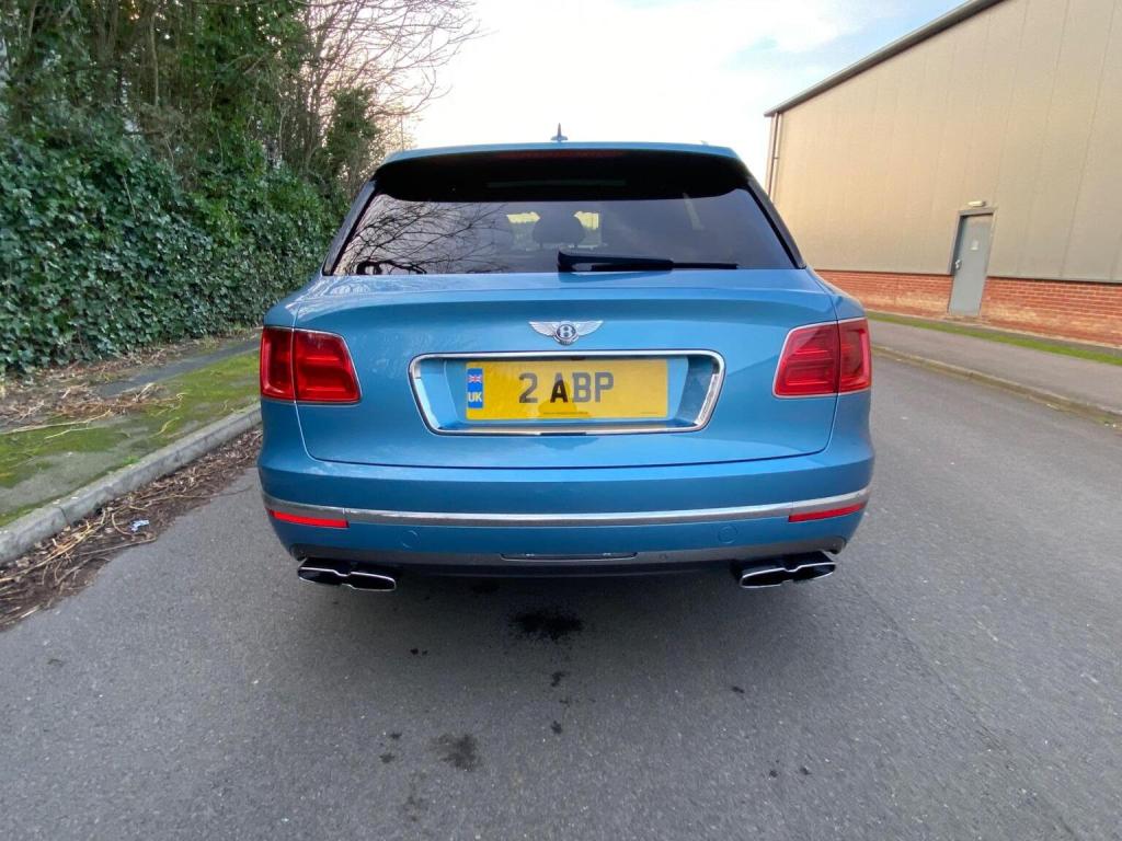 BENTLEY BENTAYGA