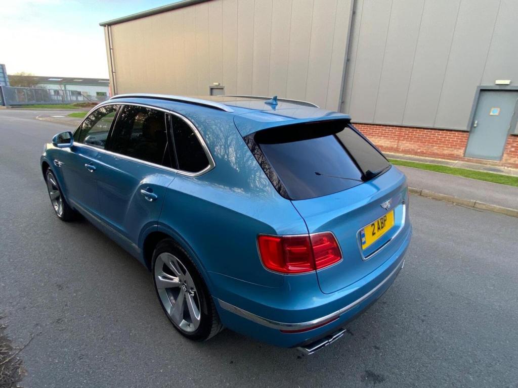 BENTLEY BENTAYGA