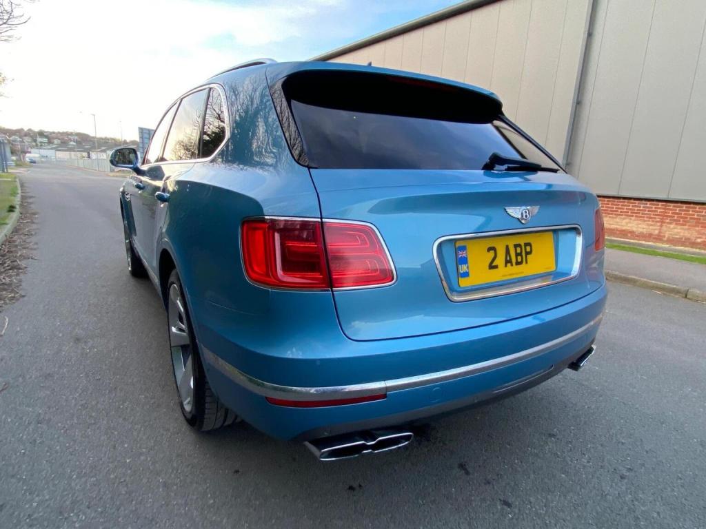 BENTLEY BENTAYGA
