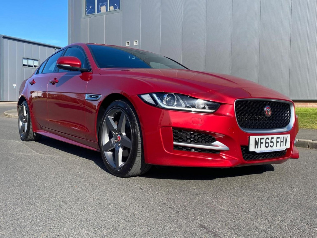 JAGUAR XE