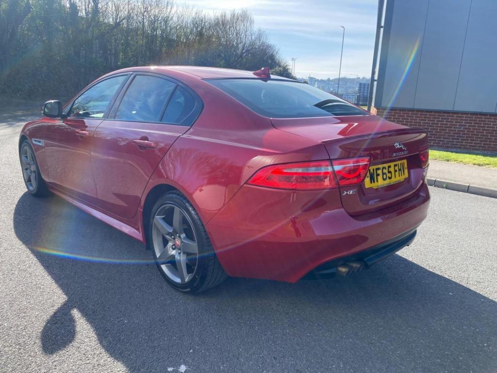 JAGUAR XE
