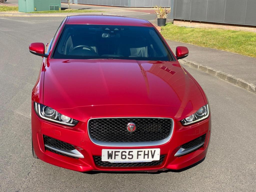 JAGUAR XE