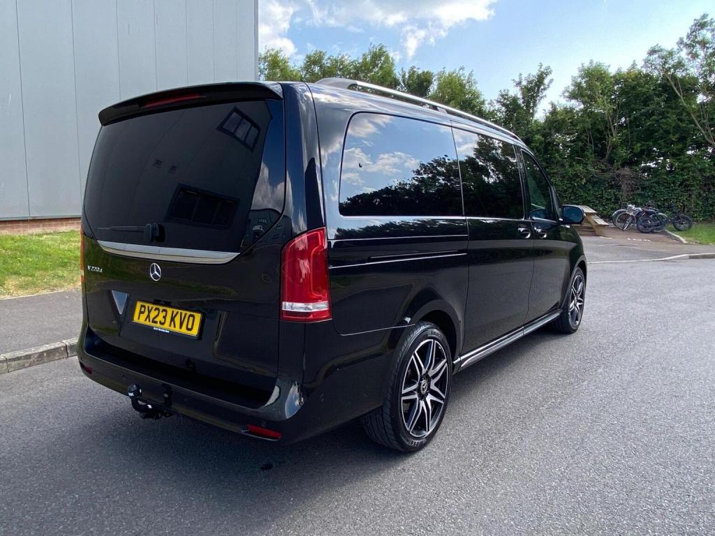 MERCEDES-BENZ V CLASS