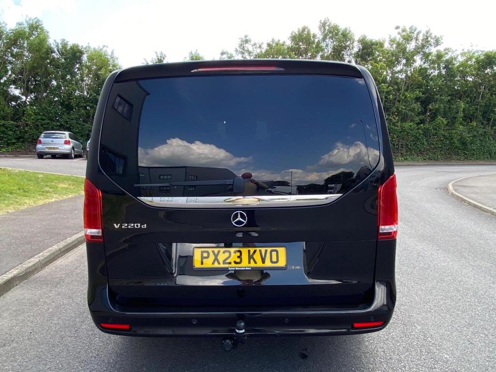 MERCEDES-BENZ V CLASS